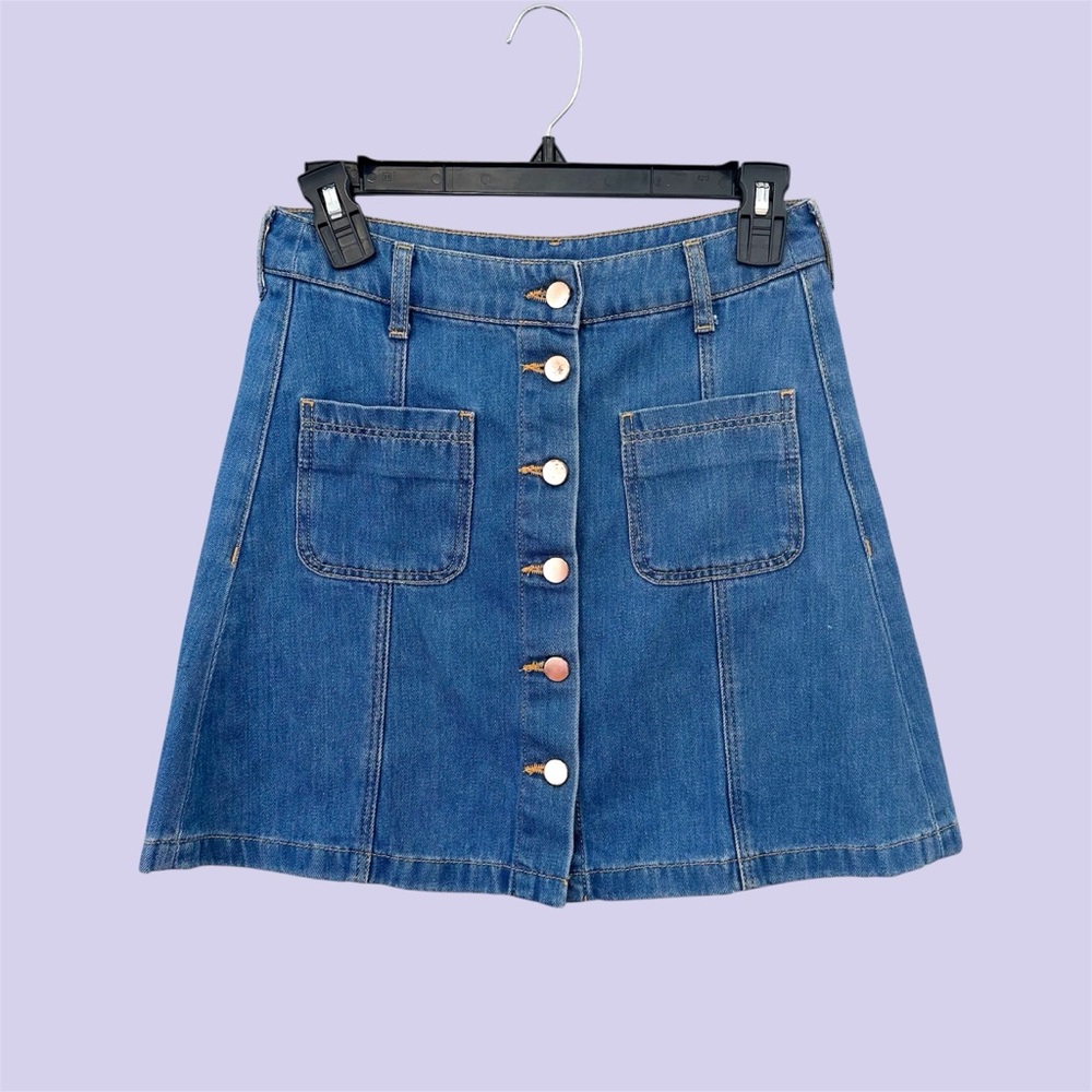 H&M button down denim skirt